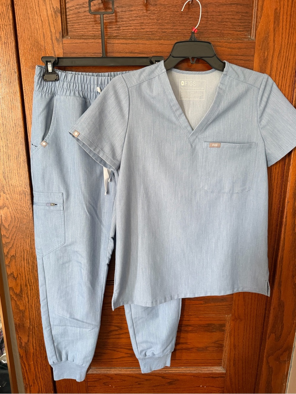 Figs Women's Short Sleeve Scrub Top and Jogger Pants - Light Blue